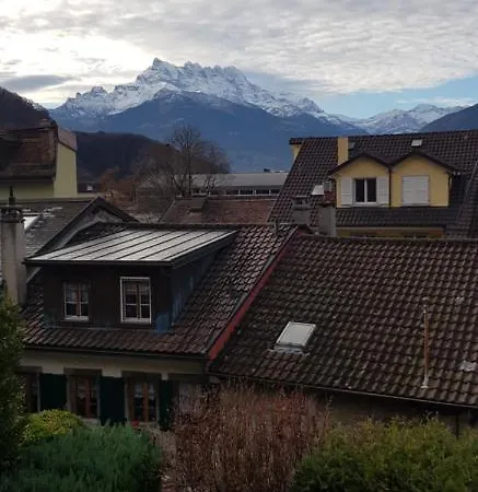 Appartement Croisat * Aigle